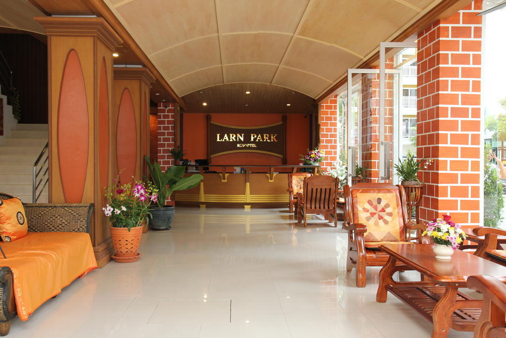 Larn Park Resortel Patong Bagian luar foto