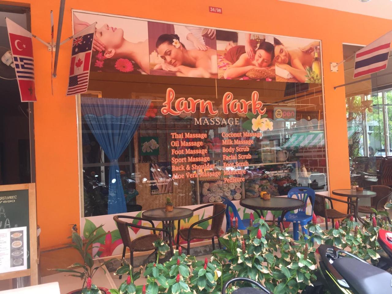 Larn Park Resortel Patong Bagian luar foto